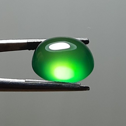 عقیق سبز خوشرنگ آبدار اصل معدنی برزیل