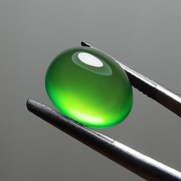 عقیق کاهویی خوشرنگ و آبدار اصل معدنی برزیل