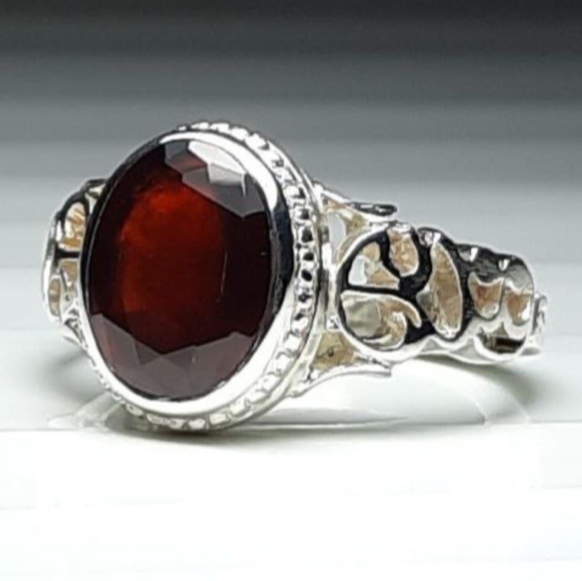 انگشتر نقره عیار 925 گارنت رودولایت طبیعی افریقا