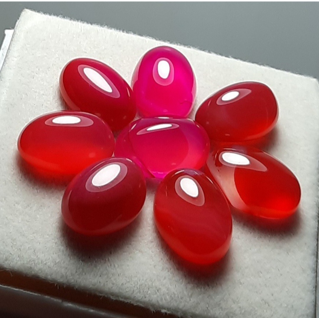 مجموعه 8 قطعه عقیق صورتی آبدار اصل معدنی کد 23