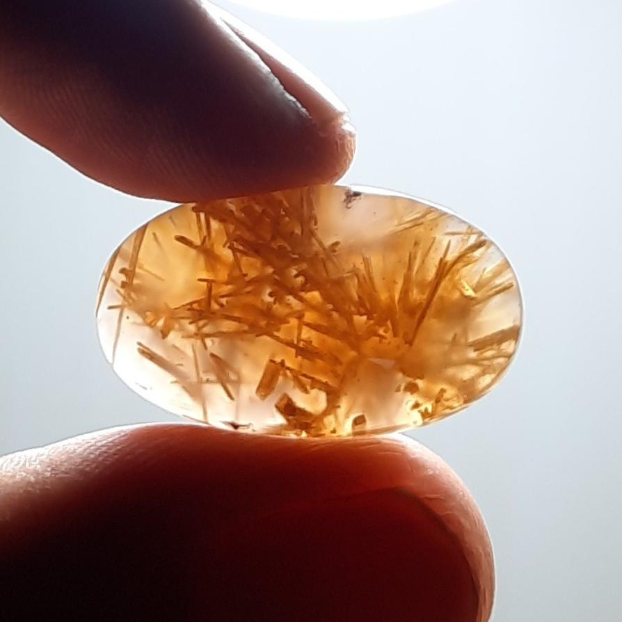 عقیق روتایل دار خوشرنگ خوش نقش طبیعی و معدنی