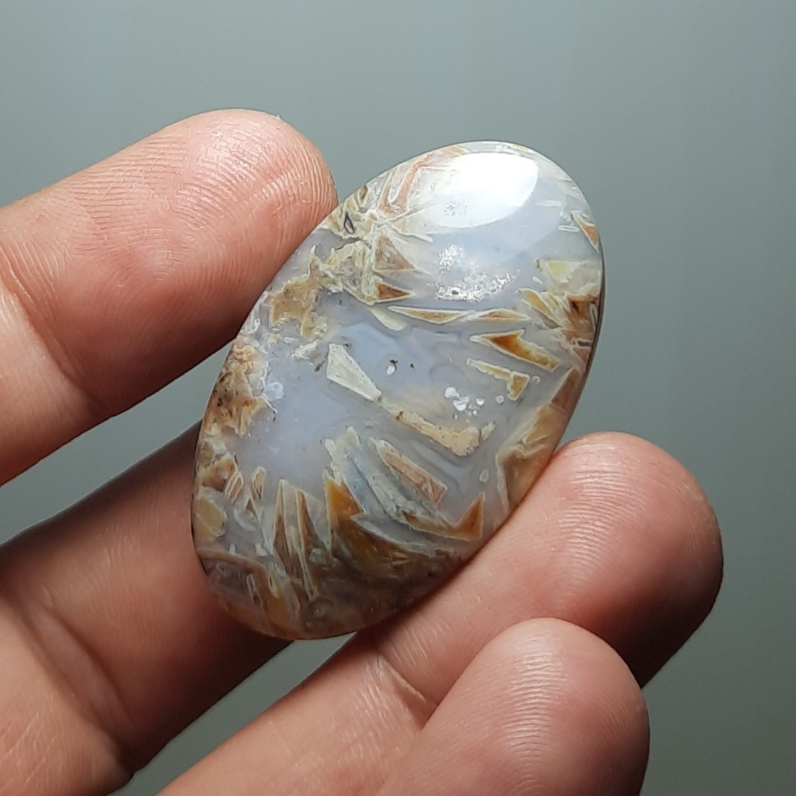 عقیق روتایل دار غولپیکر طبیعی و اصل معدنی خراسان