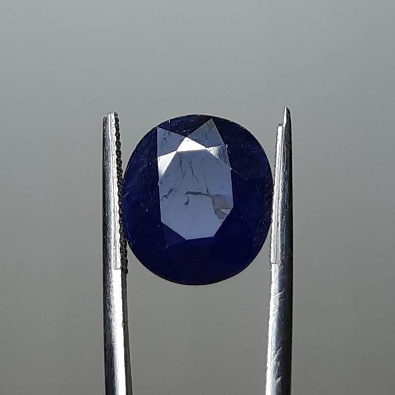 یاقوت کبود خوشرنگ اصل و طبیعی آفریقا