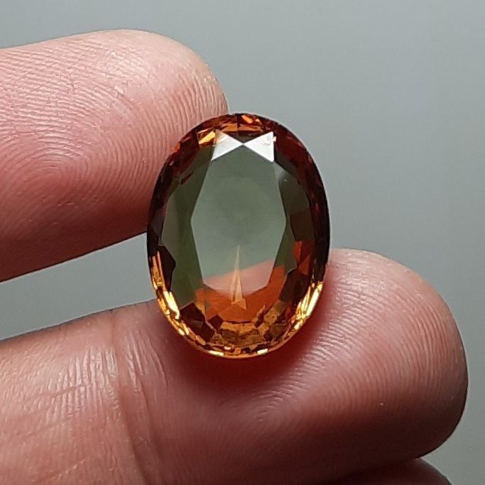 زولتانایت هفت رنگ درشت اصلی با تغییر رنگ عالی