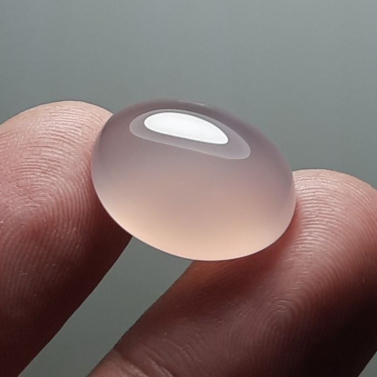 عقیق یاسی درشت خوشرنگ آبدار اصل معدنی