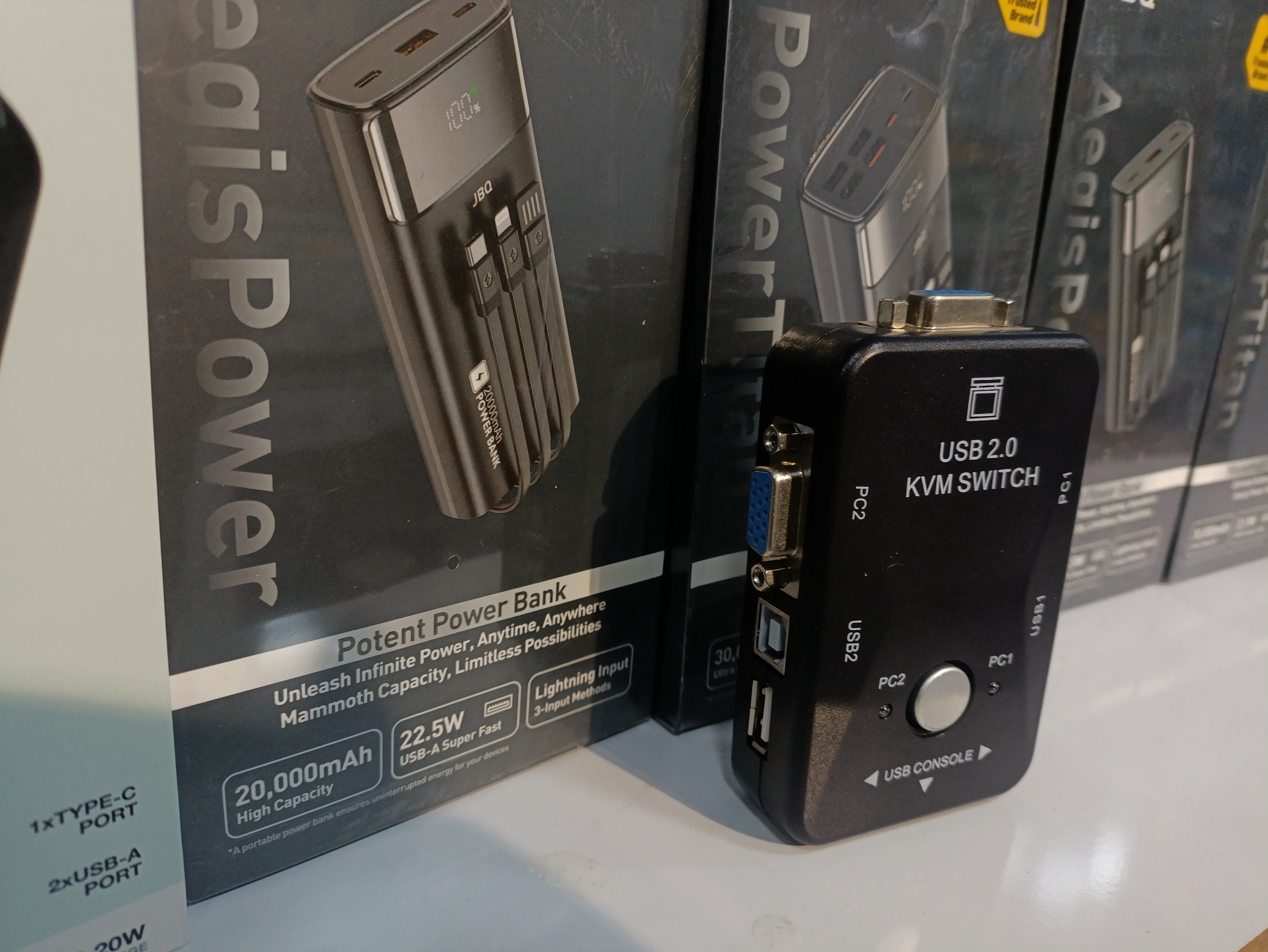 Kvm سوییچ دو پورت