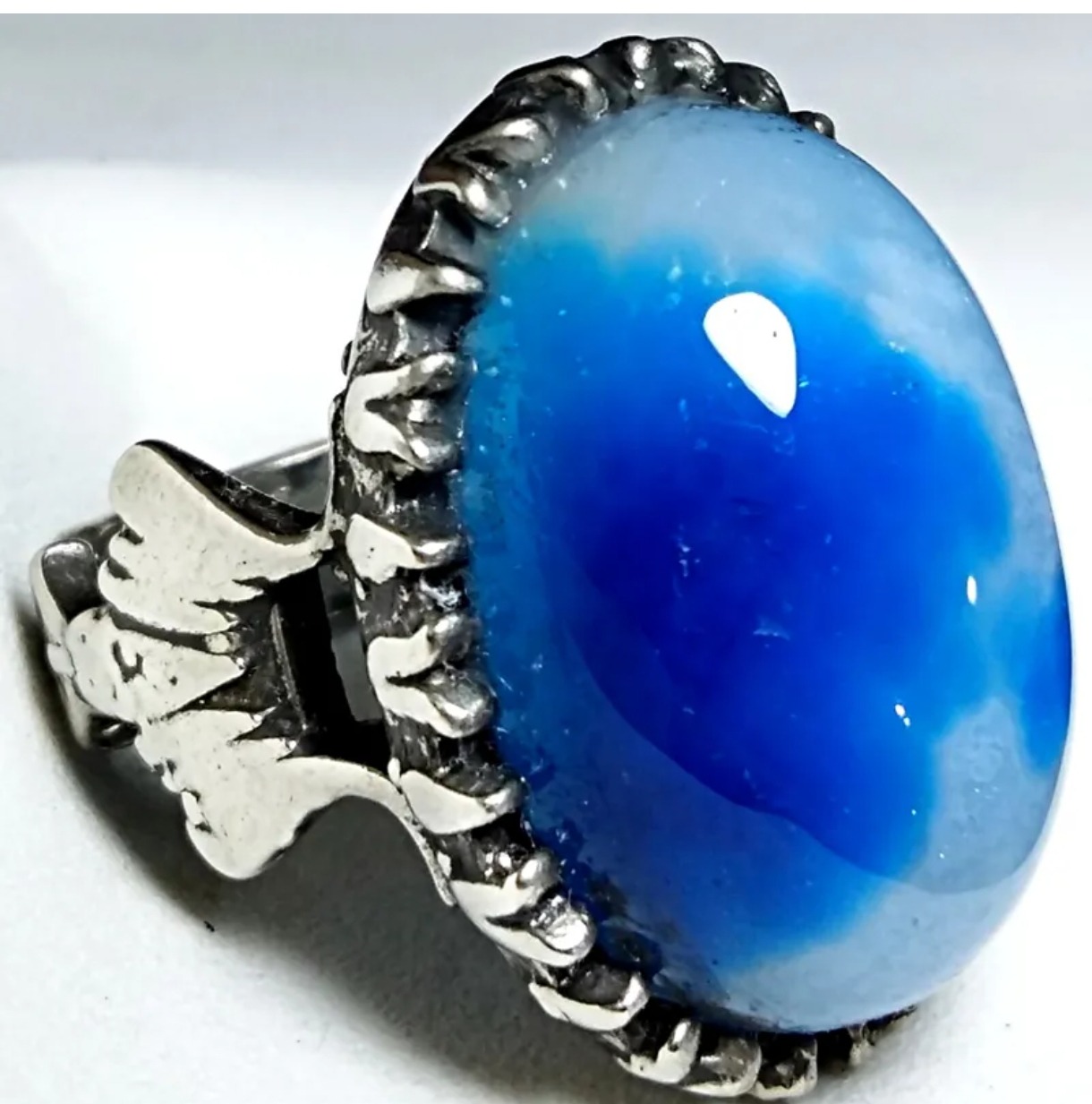 انگشتر نقره جون دار با نگین عقیق آبی آسمانی