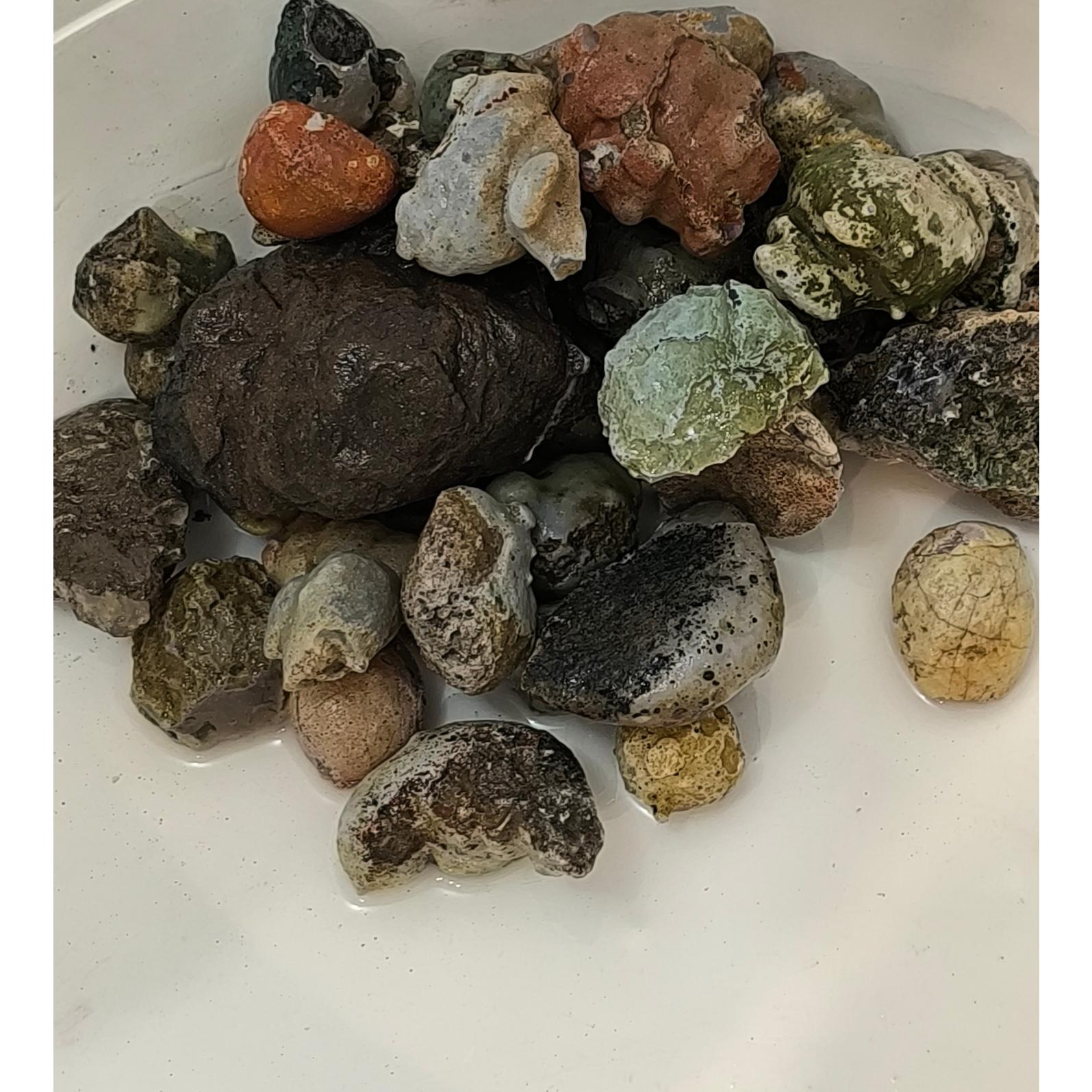 دو کیلو توپی عقیق فردوس همه پوسته سبز قرمز