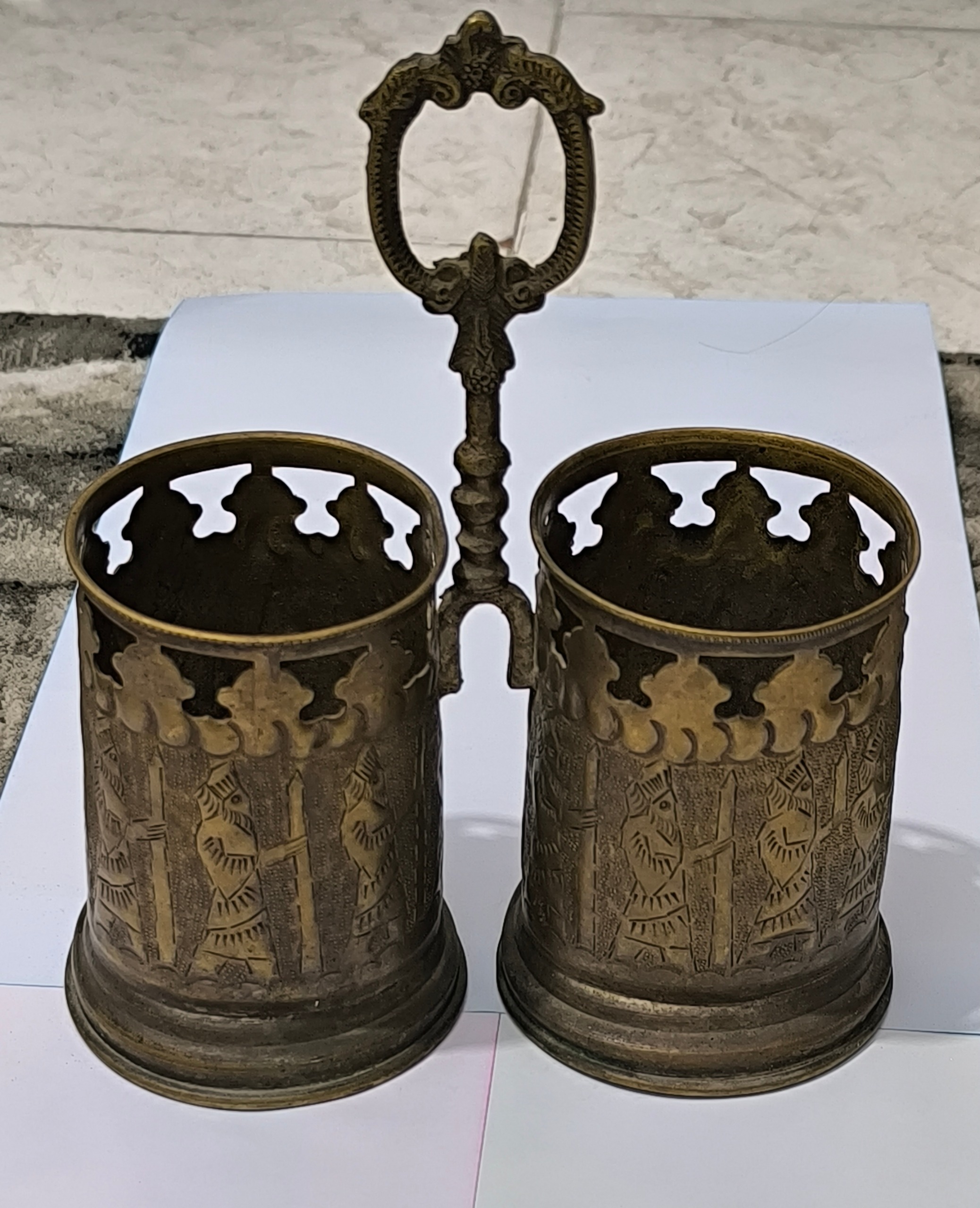 جای قاشق و چنگال پهلوی با طرح سرباز هخامنشی