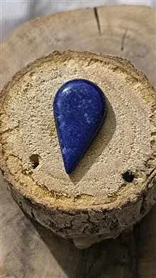 نگین