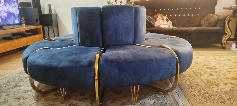 مبلمان اداری گرد استیل در حد نو با کیفیت