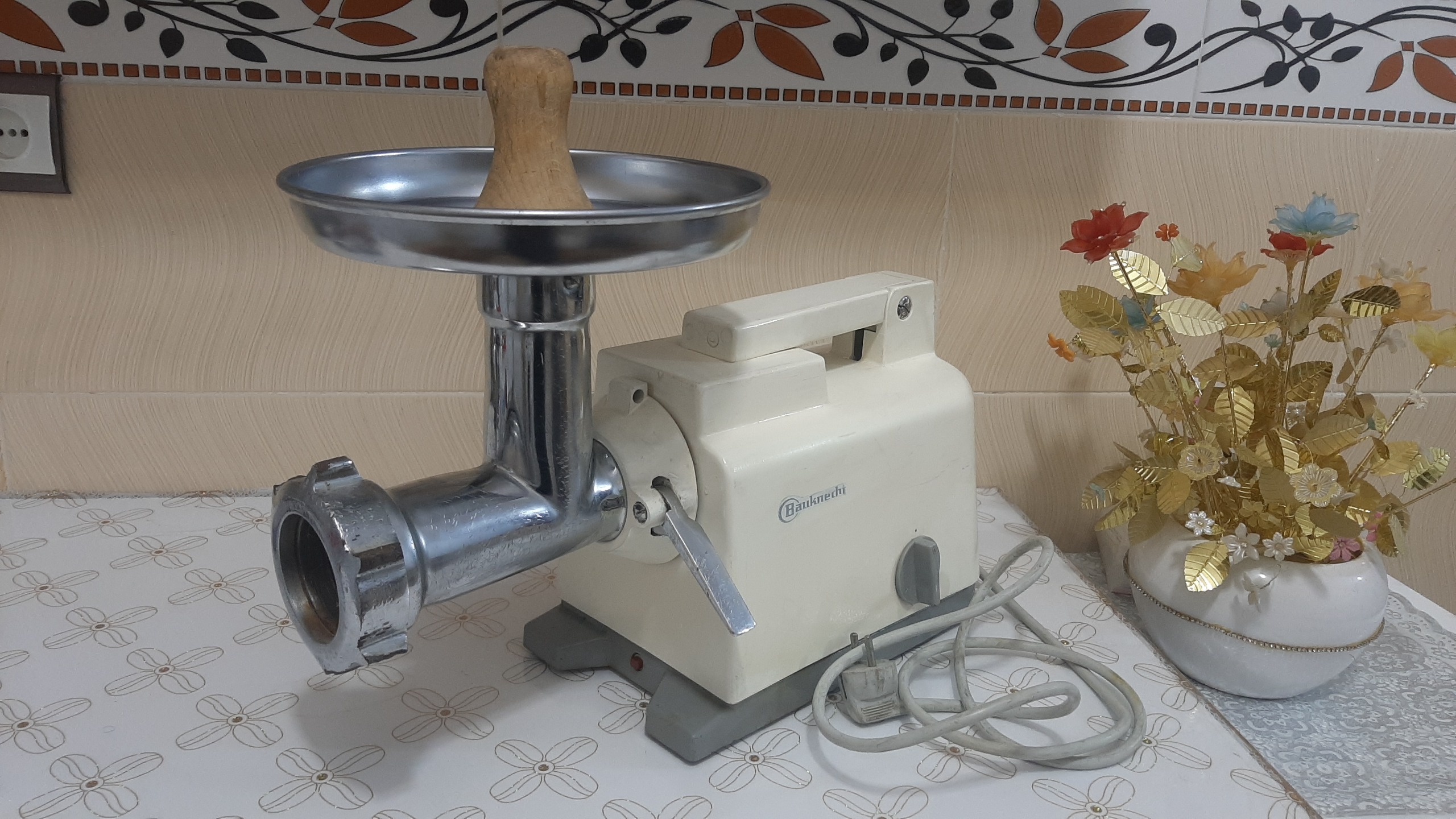 چرخ گوشت نیمه صنعتی باگنشت آلمانی  عتیقه