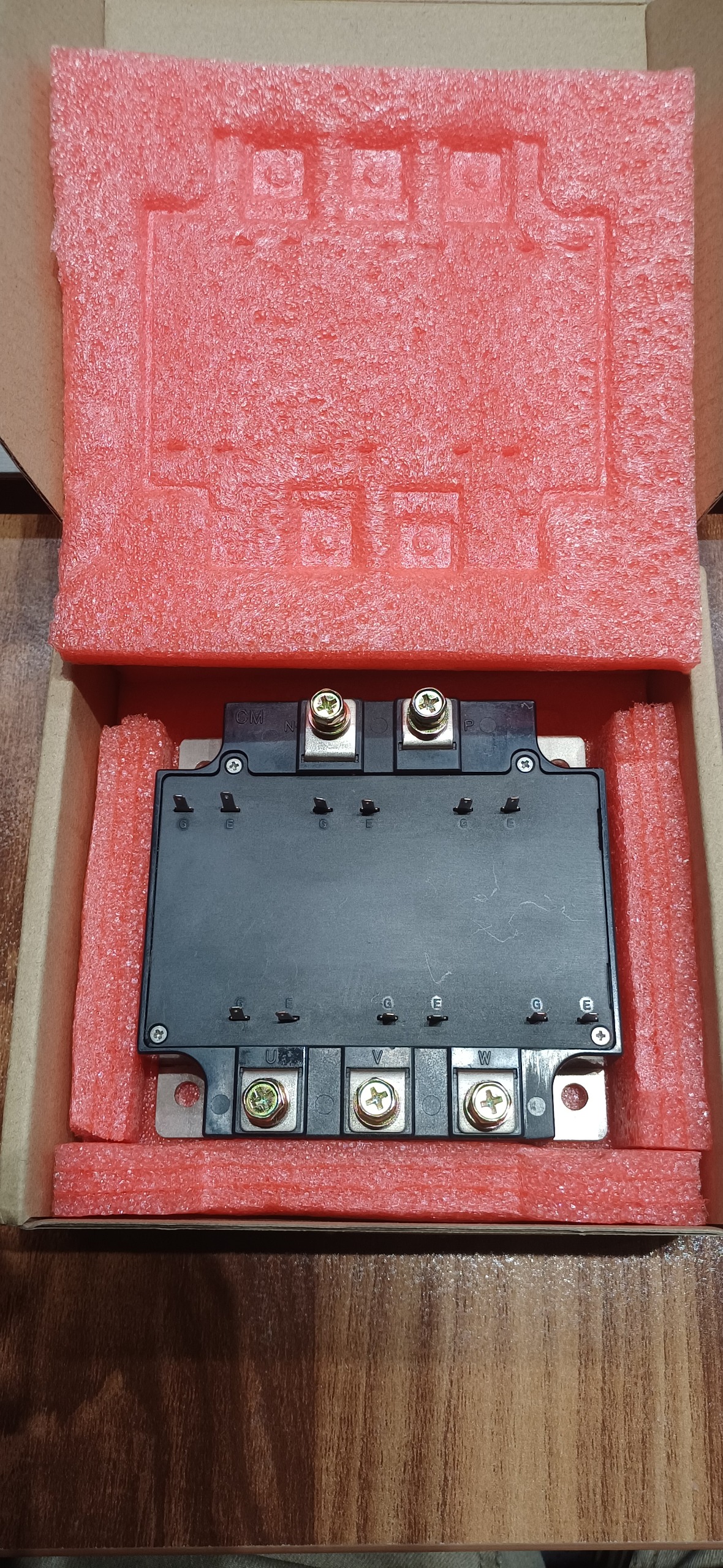 آی جی بی تی CM200TU-12F IGBT