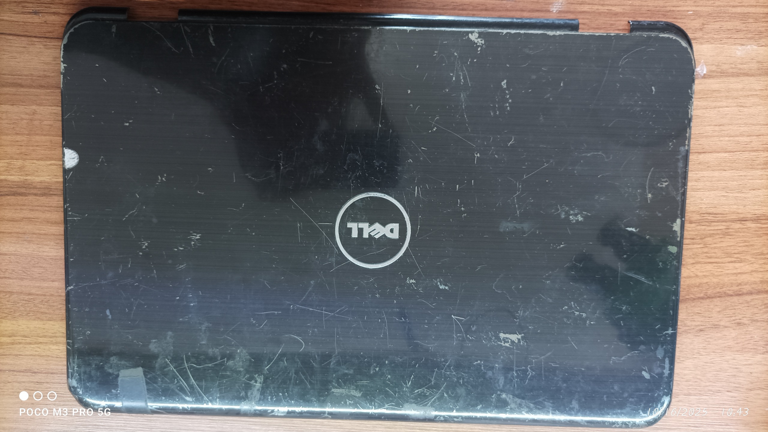 قاب پشت ال سی دی لپ تاپ dell