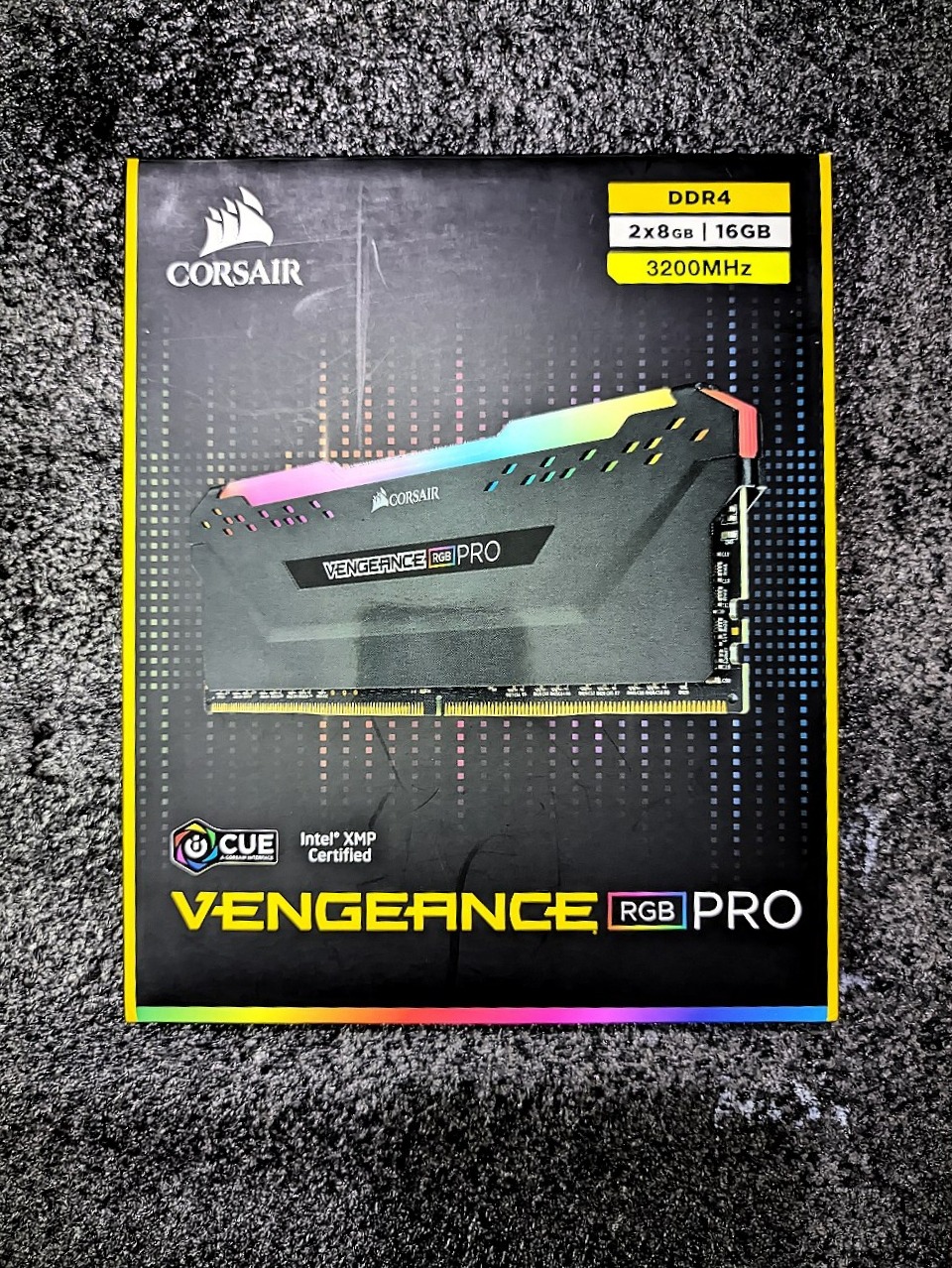 رم 16 گیگ 3200 کورسیر