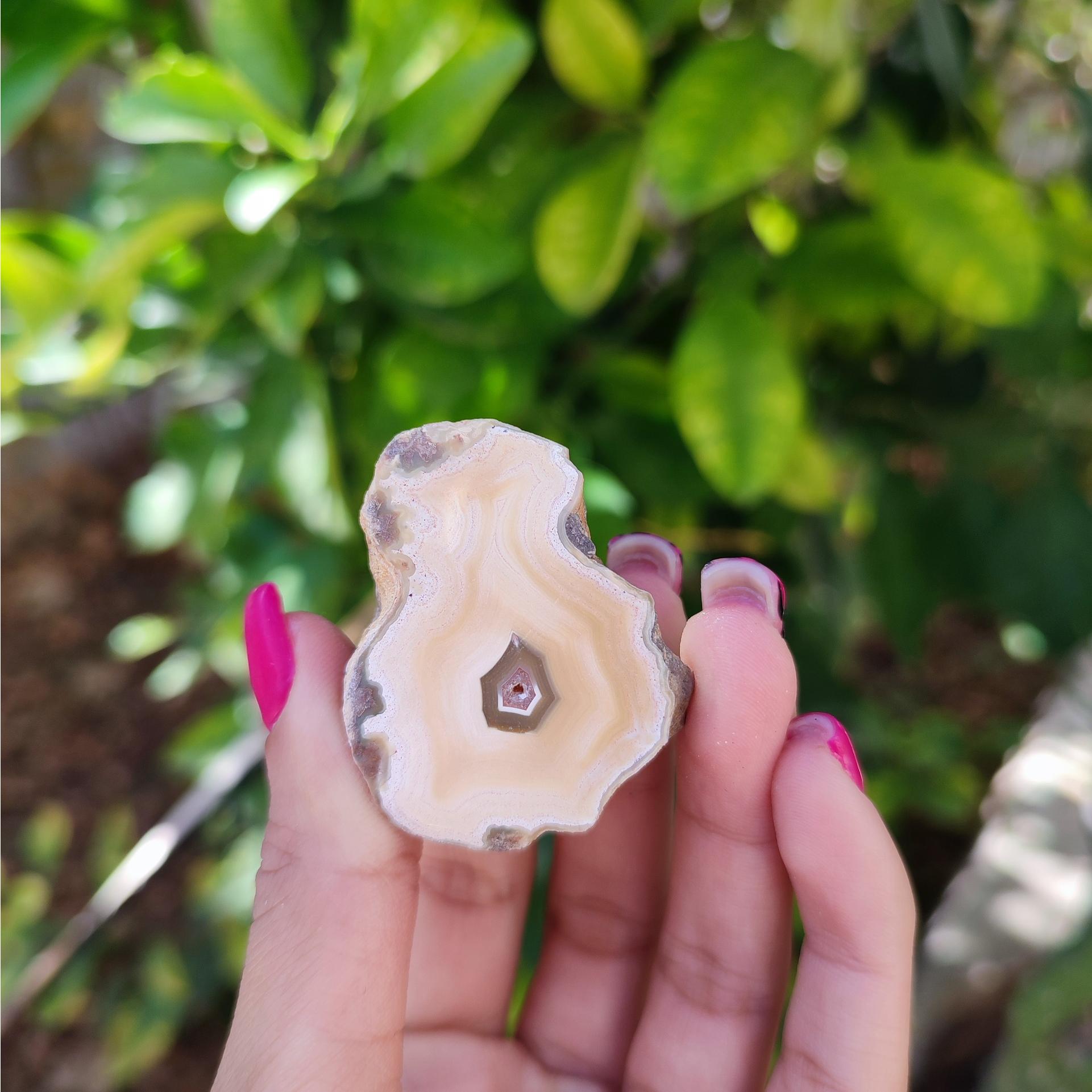 عقیق رنگی پولیش خورده