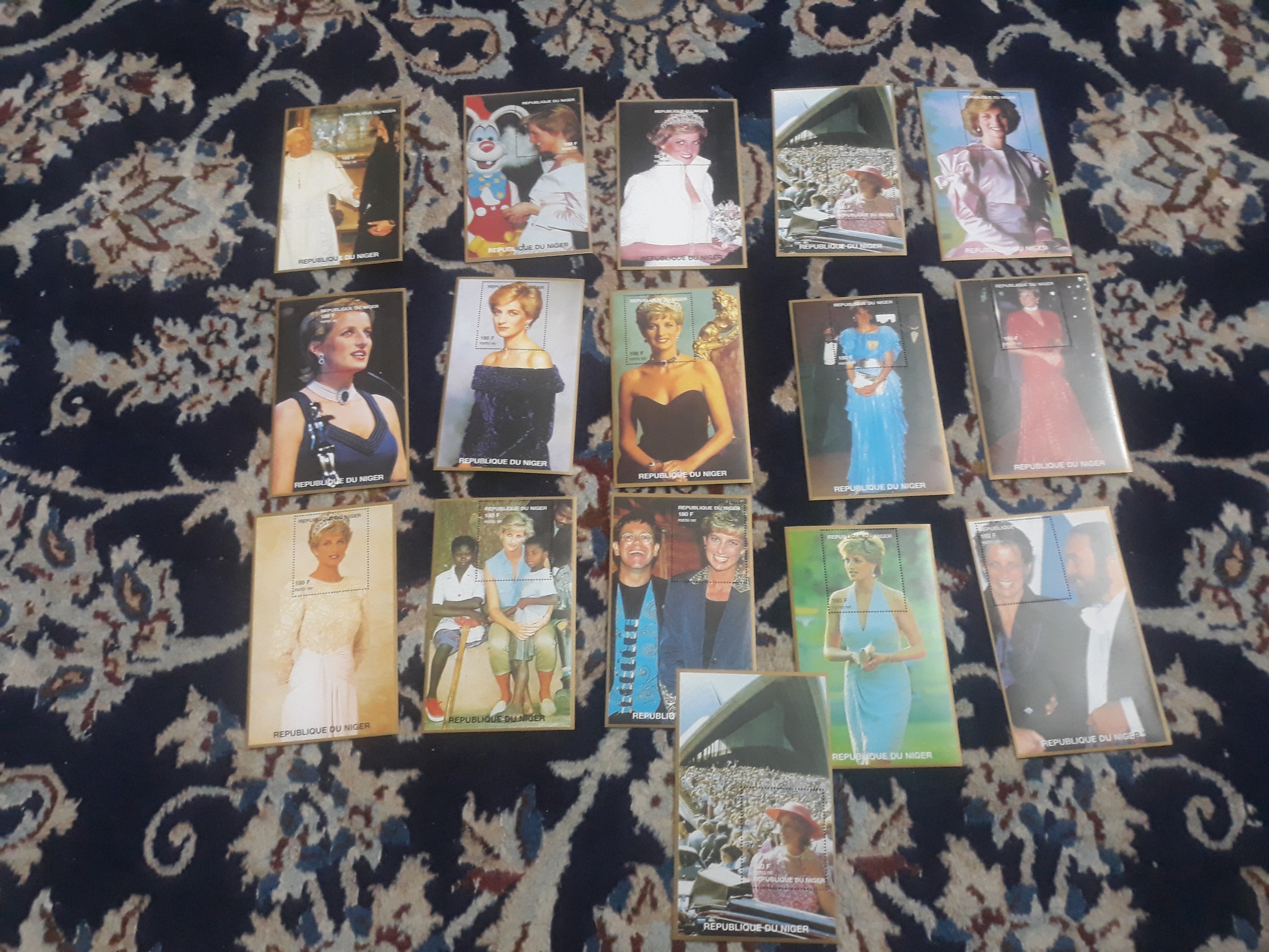 16 شیت تمبر دایانا