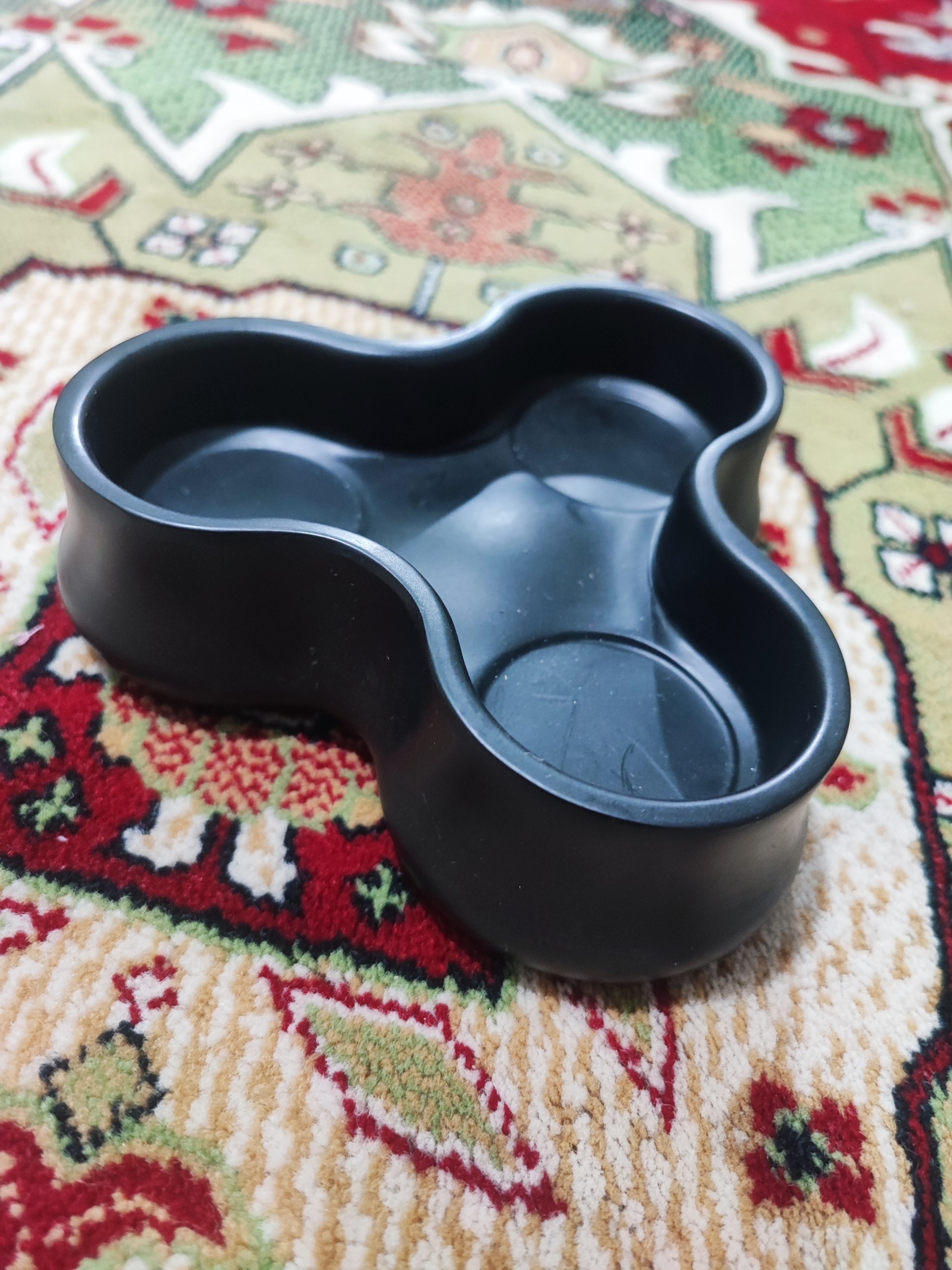 یک عدد جا شمعی چینی نونو