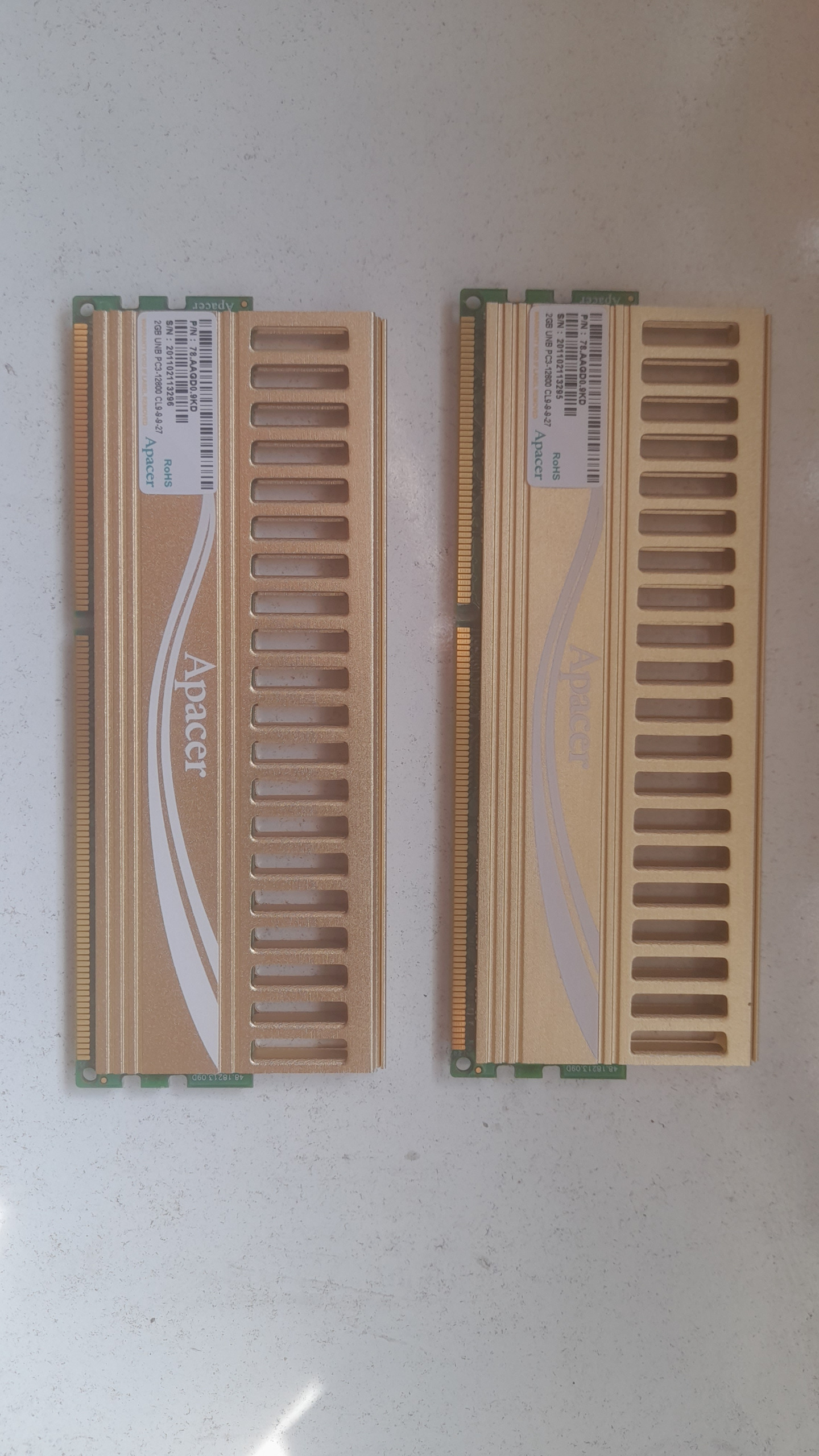 رم دوگیگ ddr3 باس 1600 گارانتی مادامالعمر سازگار