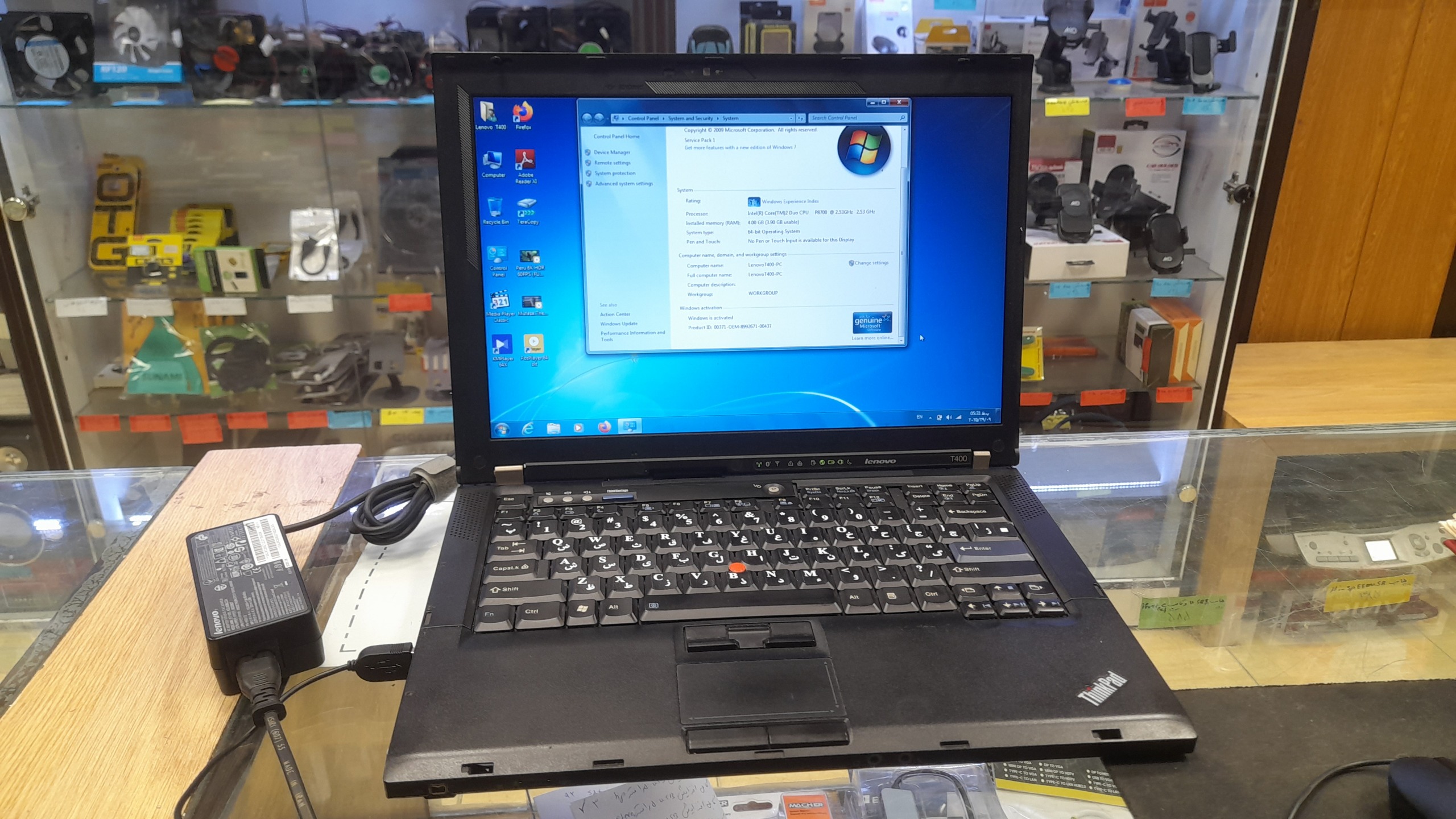 لپ تاپ تینک پد t400 به همراه شارژر