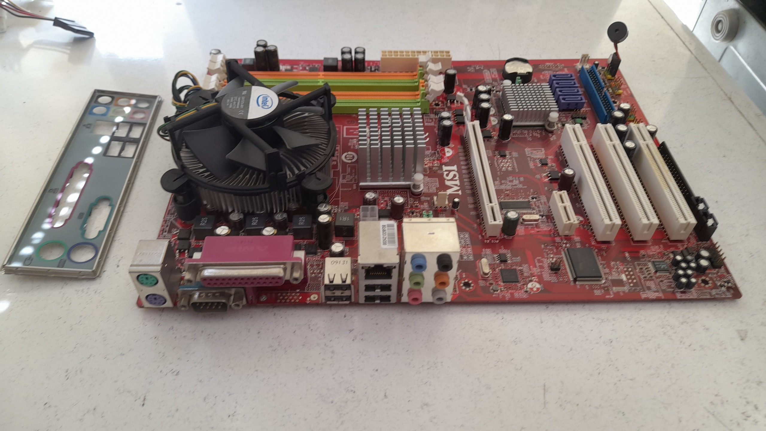 باندل مادربرد msi cpu 7500 وفن