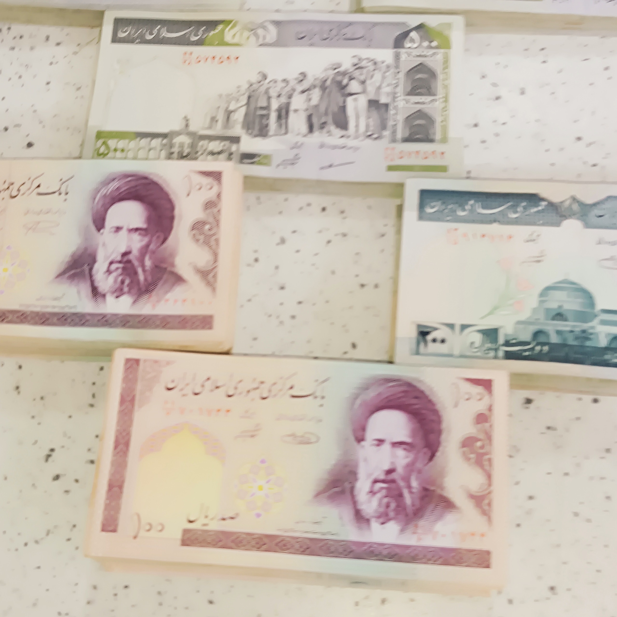 600 برگ نووشماره ناهناهنگ ودرهم