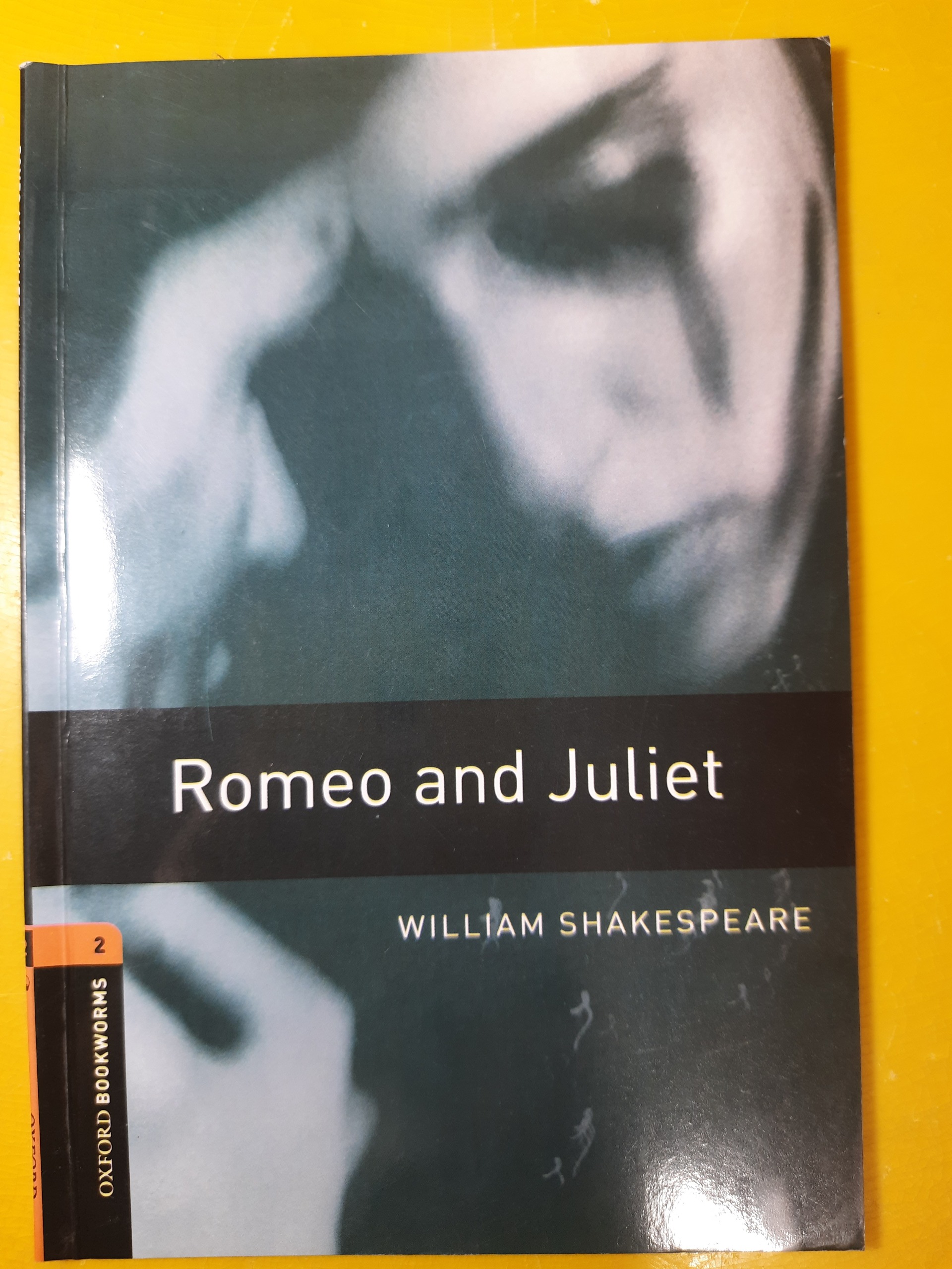 رومئو ژولیت 2 زبان انگلیسی اصلی