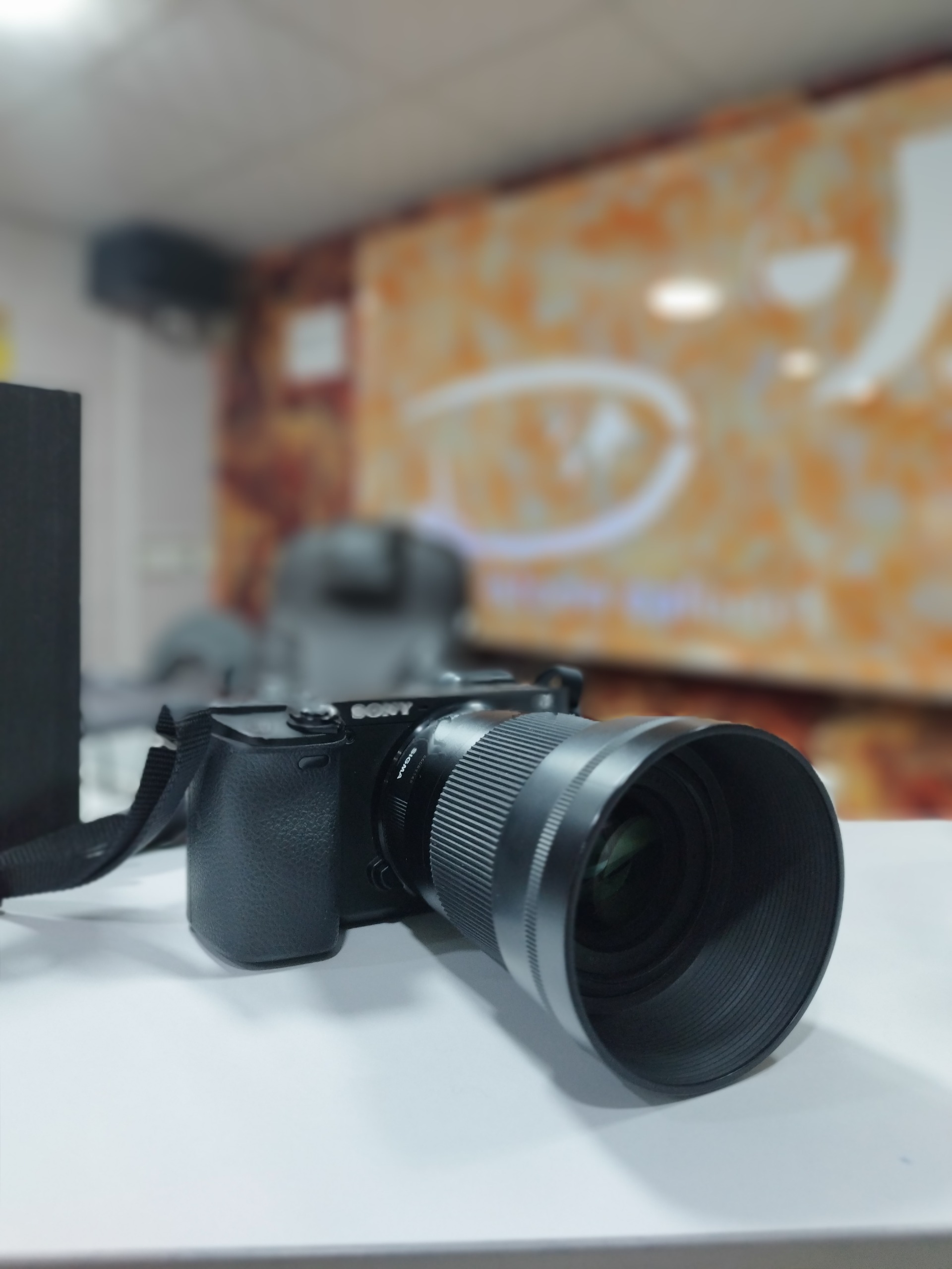 Sony6400 سونی کم کار