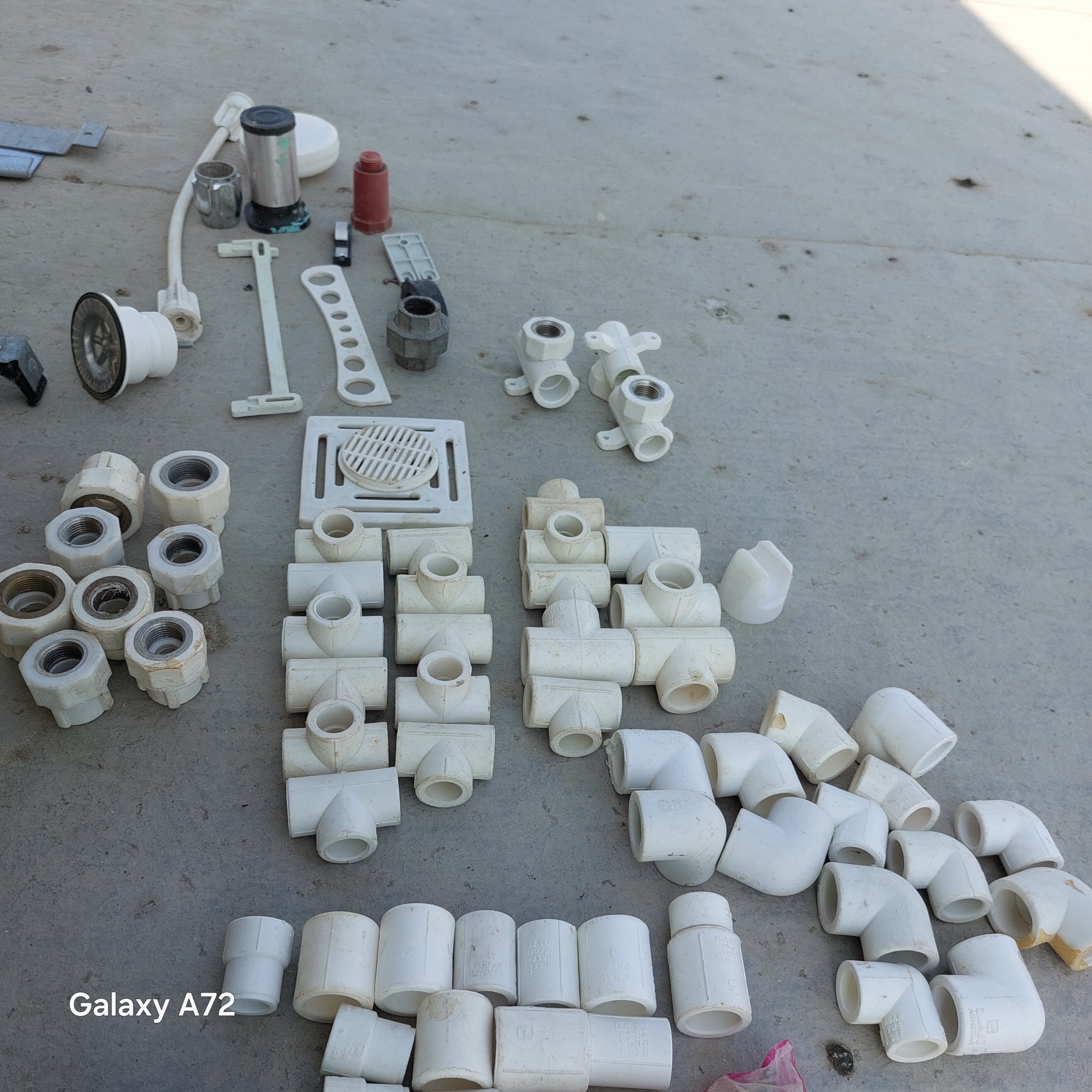 تعدادی اتصالات لوله پلیکا