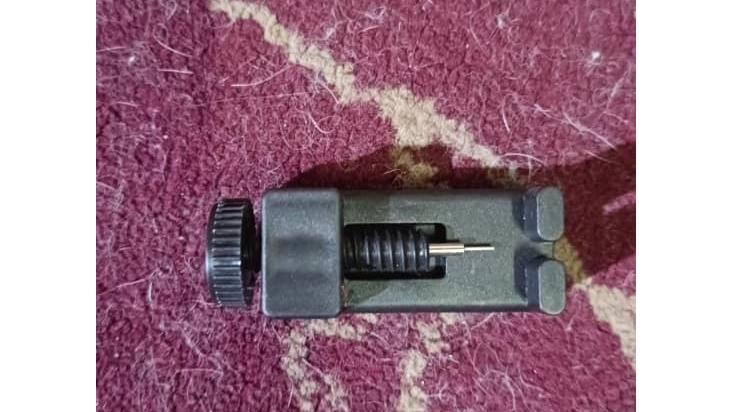 ابزار کوتاه کننده بند ساعت و پین