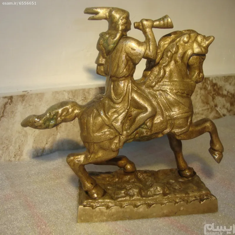 مجسمه جنگجو برنجی توپر خارجی