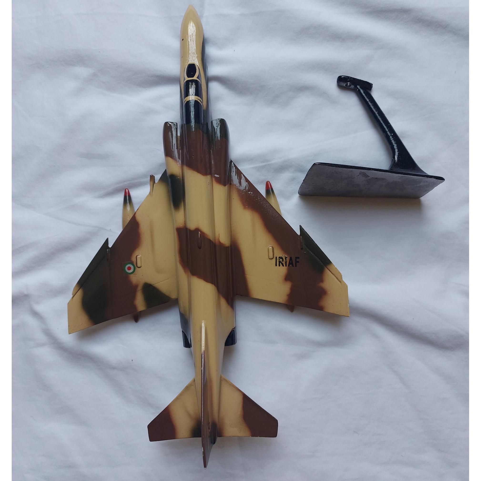 ماکت فلزی هواپیمای فانتوم (F 4)