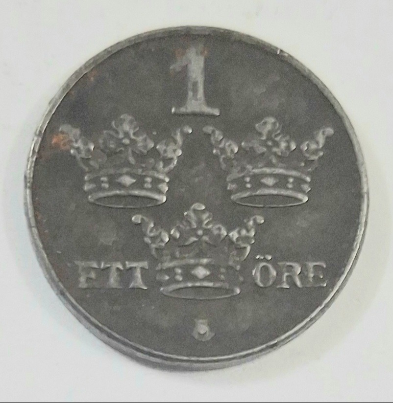 سکه 1 اوره قدیمی سوئد سایز کوچک