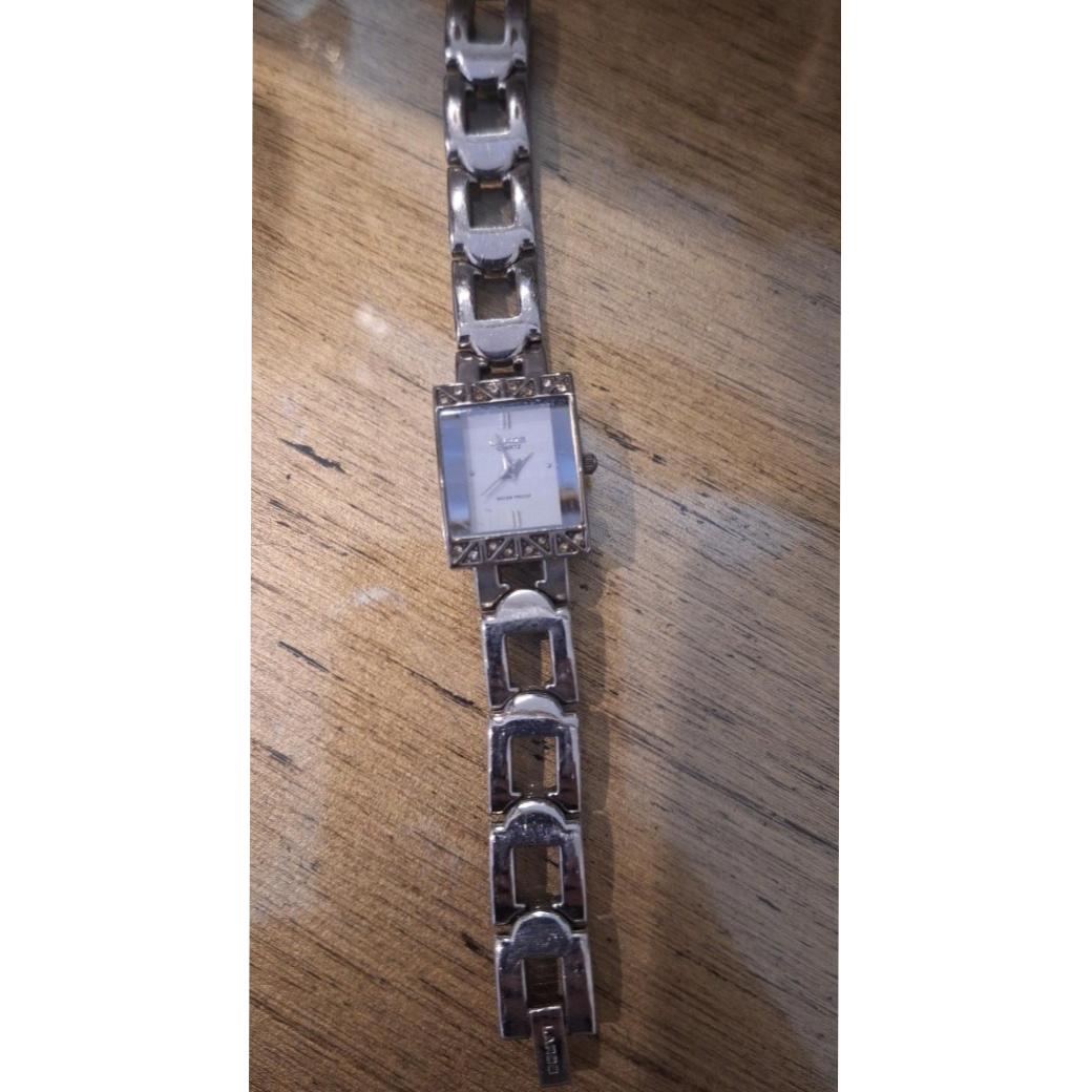 ساعت مچی زنانه