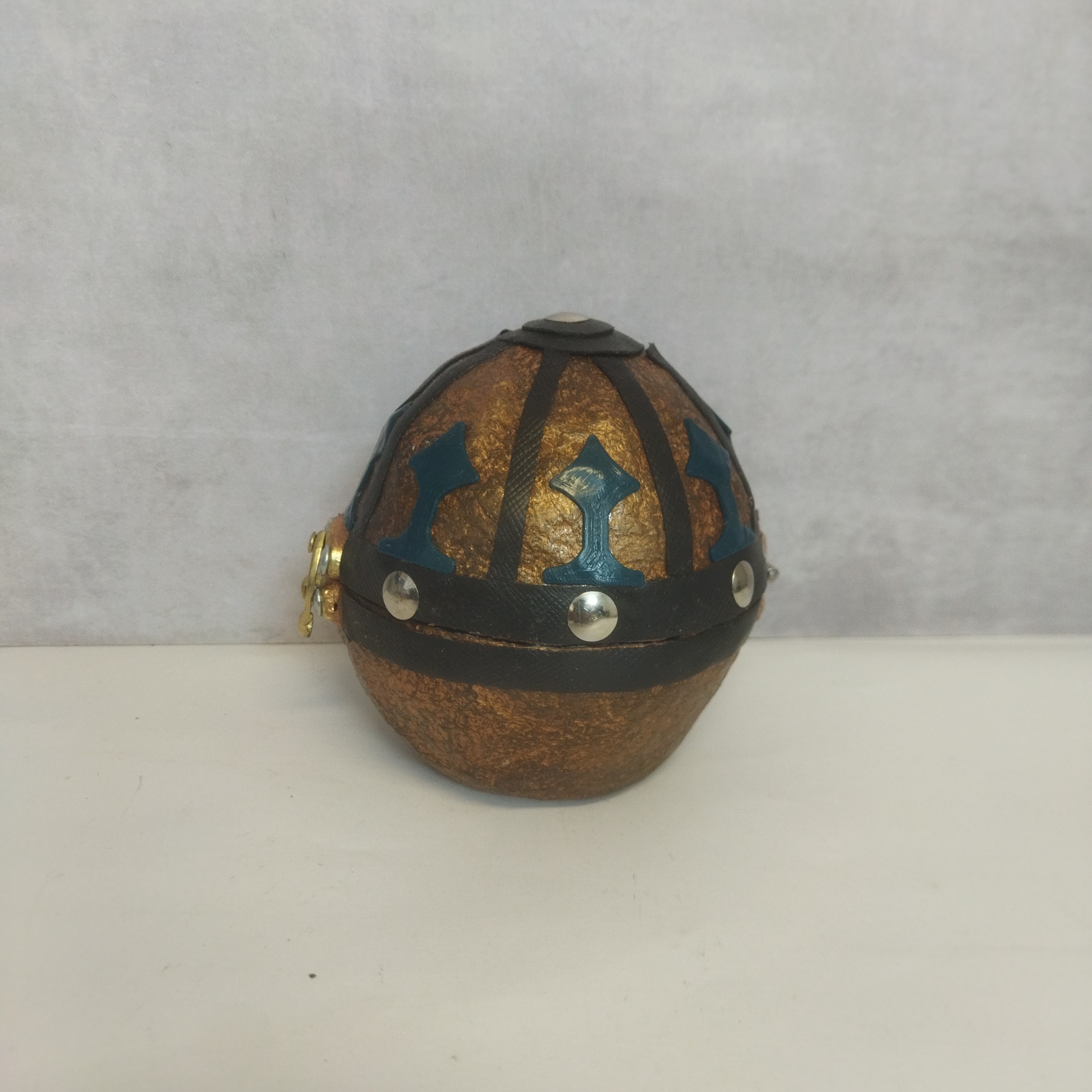 جعبه هدیه طرح تخم مرغی