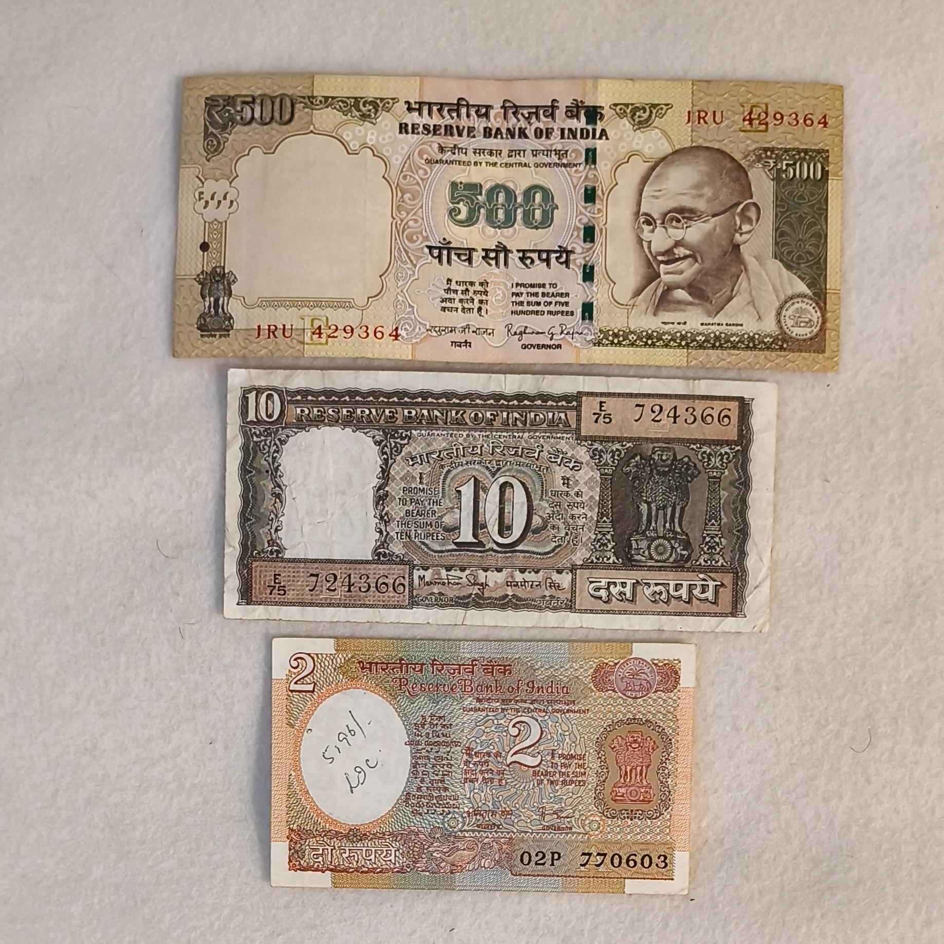 3 برگ اسکناس هندوستان ( توضیح )