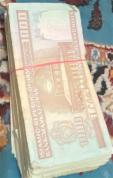 100