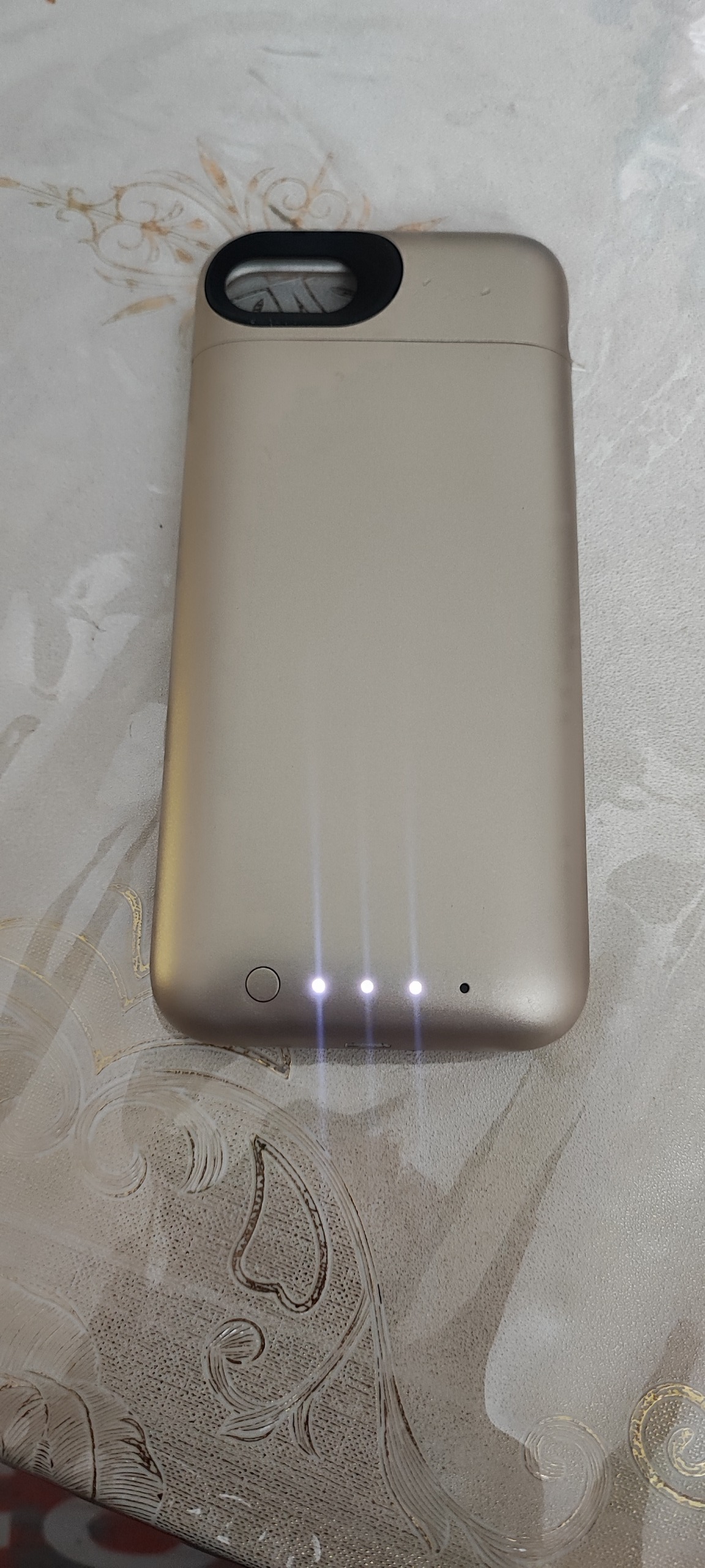 شارژر همراه (کاور) گوشی آیفون 7 و 8 نو کانادایی