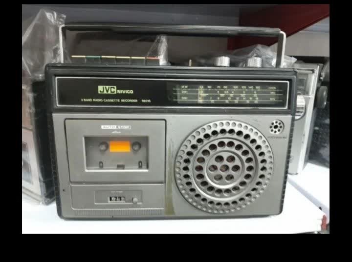 دو عدد ضبط ژاپنی