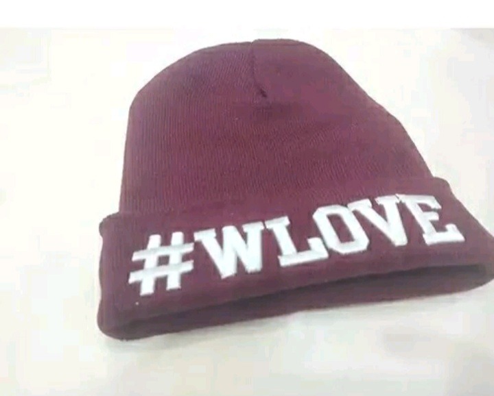 کلاه زمستانی نخی مدل WLOVE