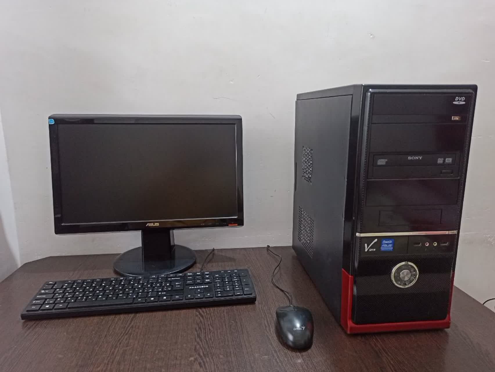 کامپیوتر خانگی با مانیتور 19 اینچ ایسوس