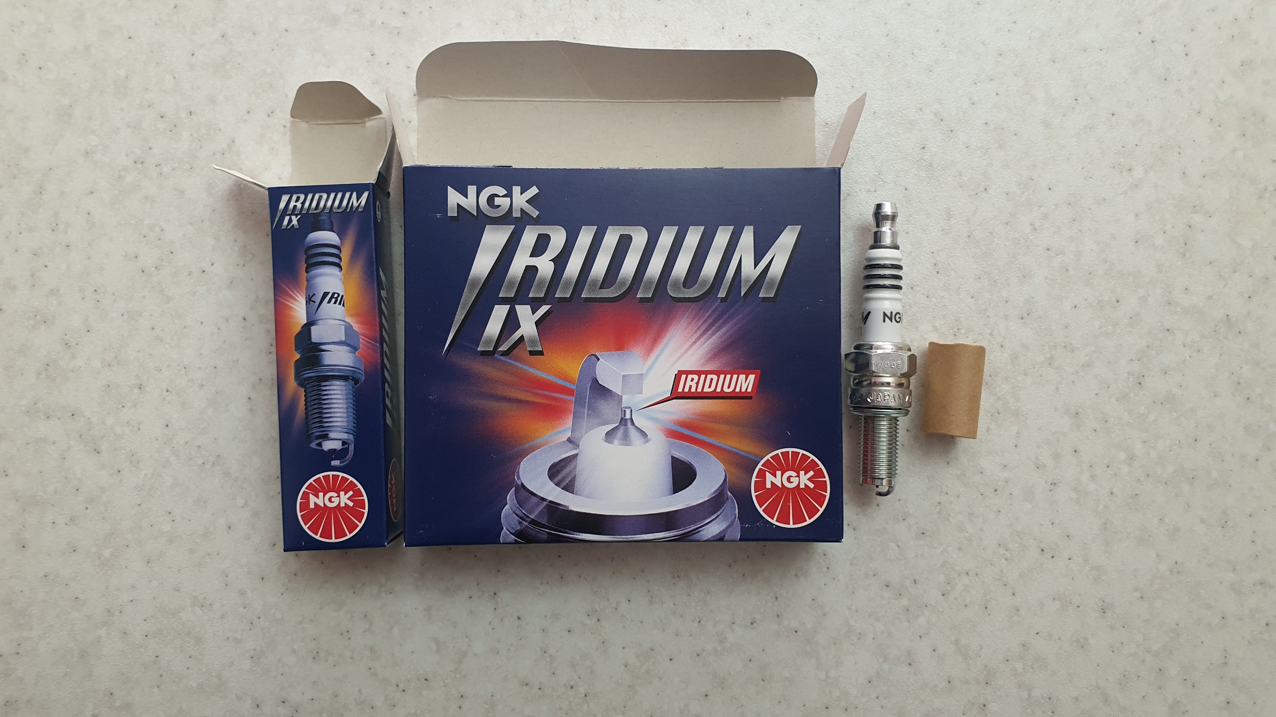 شمع NGK سری ایریدیوم آی ایکس(IX)