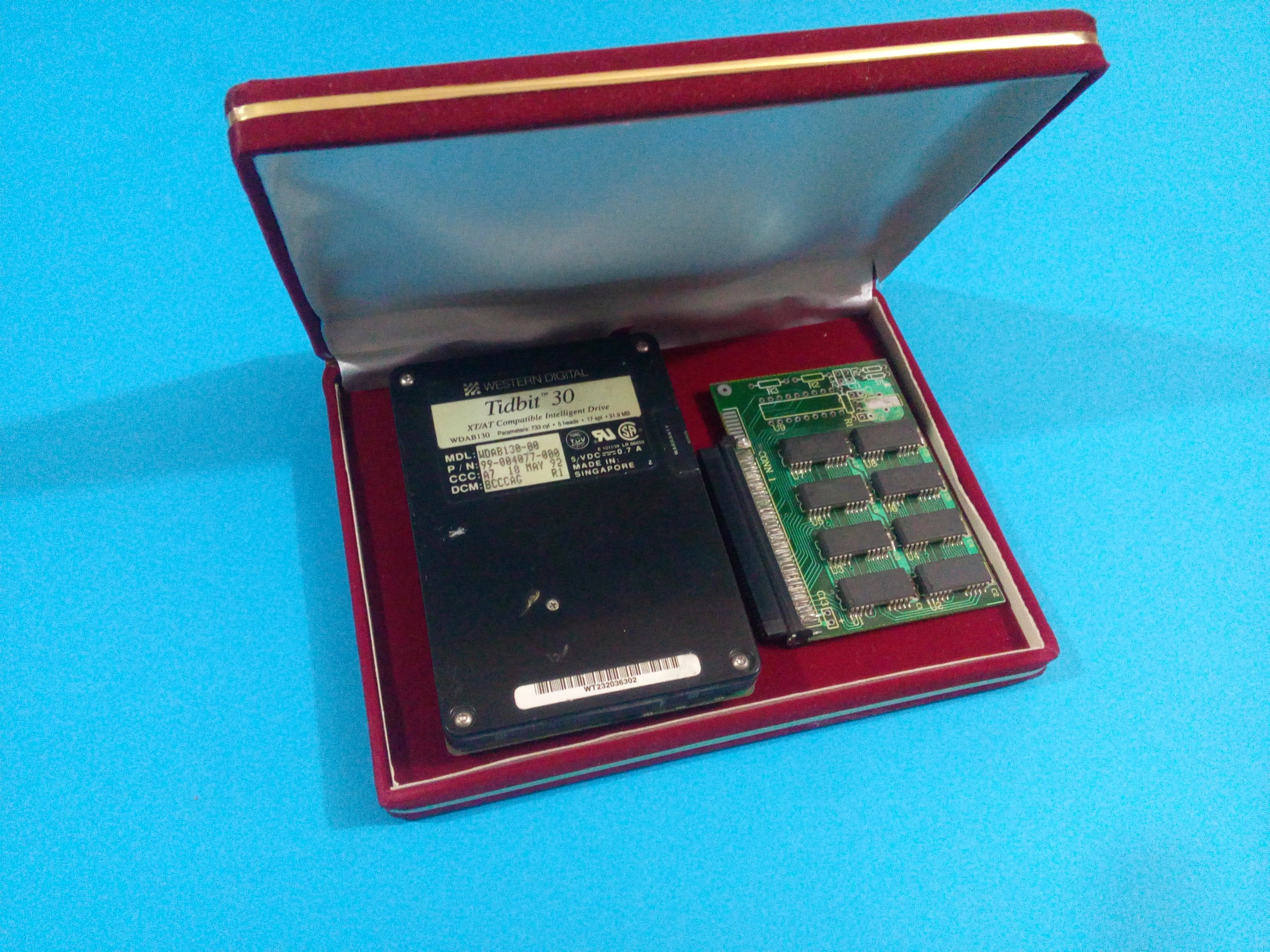 هارد کلکسیونی Amiga 600 و رم