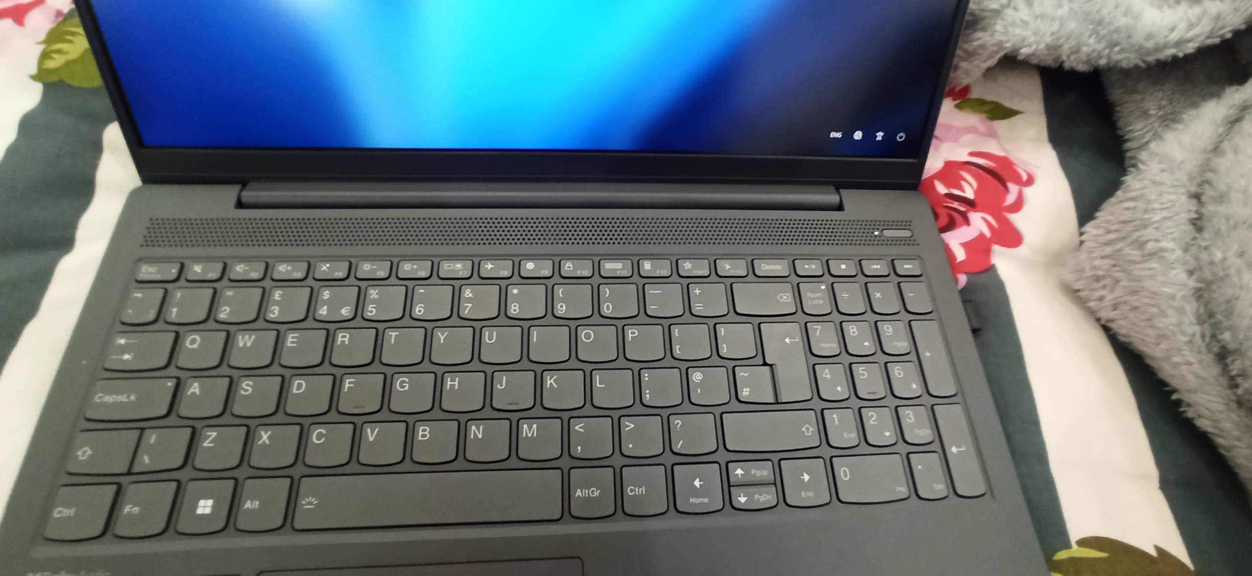 لپ تاپ لنوو ideapad5