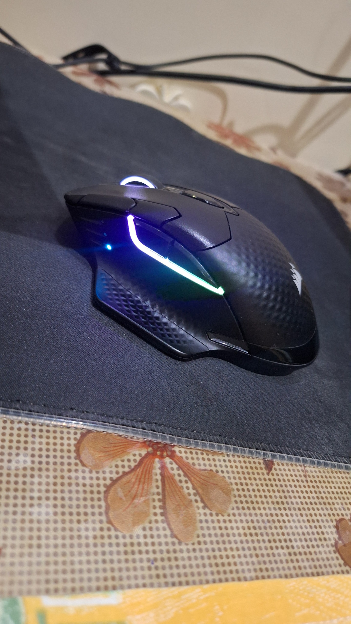 موس corsair dark rgb pro
