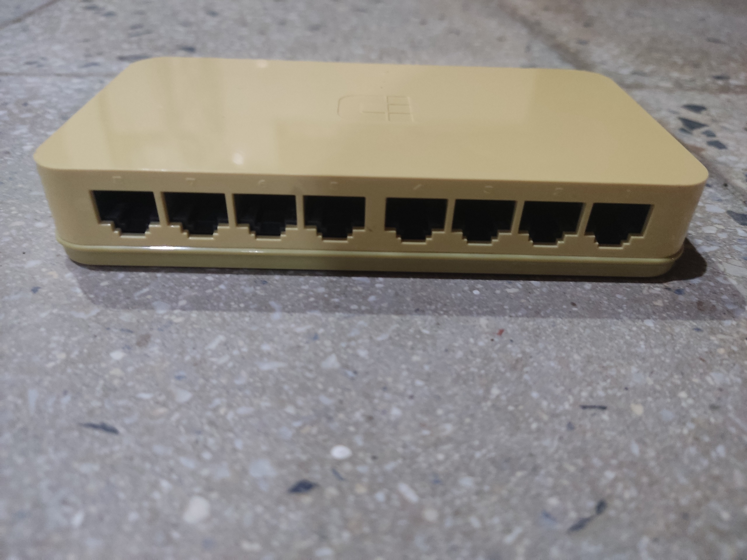 سوئیچ روتر شبکه8پورت D_link