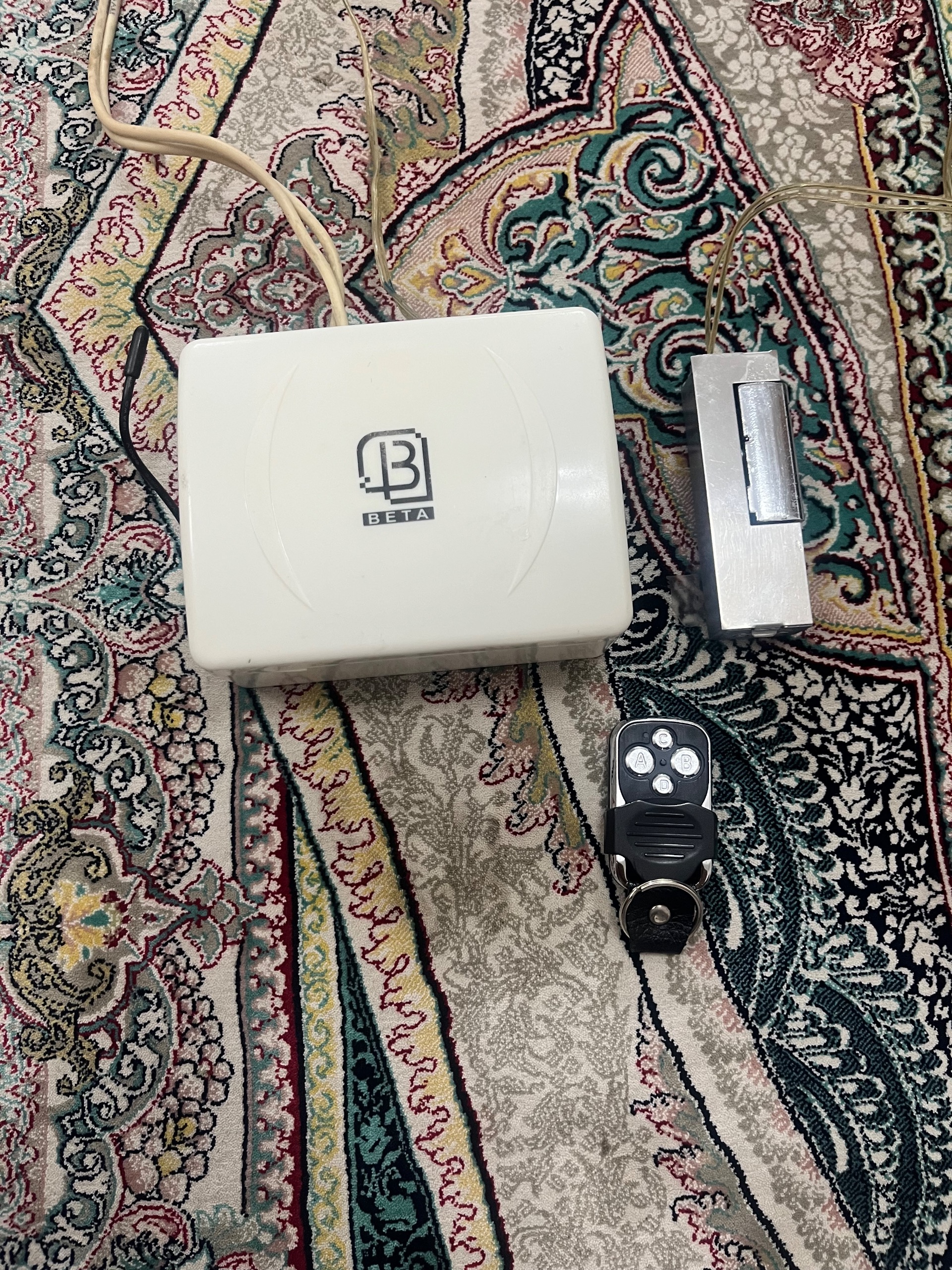 قفل برقی ریموت دار رسیور دار بتا