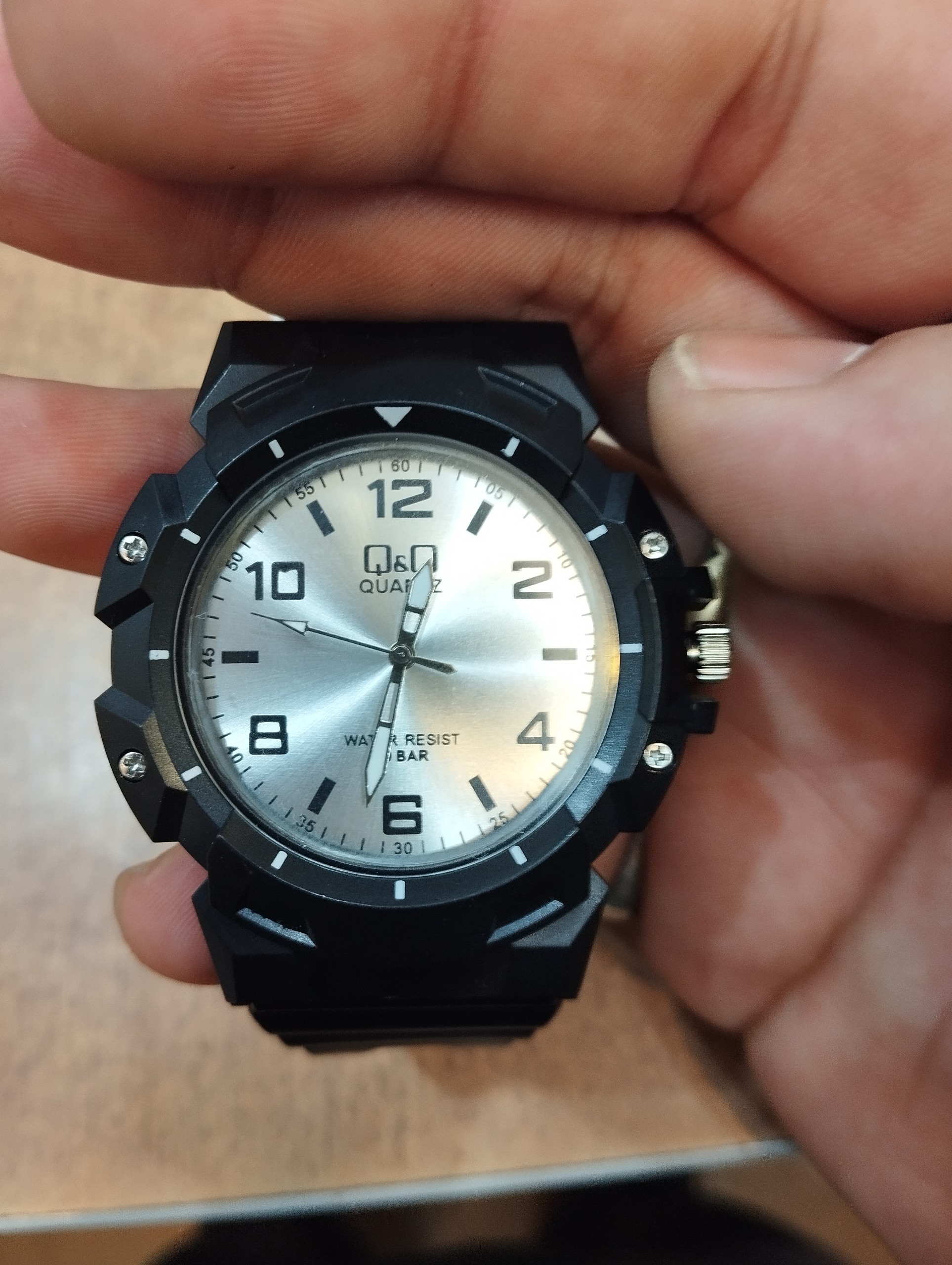 ساعت q a q مخصوص قواصان موتور با کیفیت