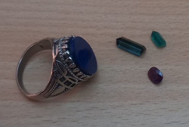 نگین یاقوت کبود افغانستان