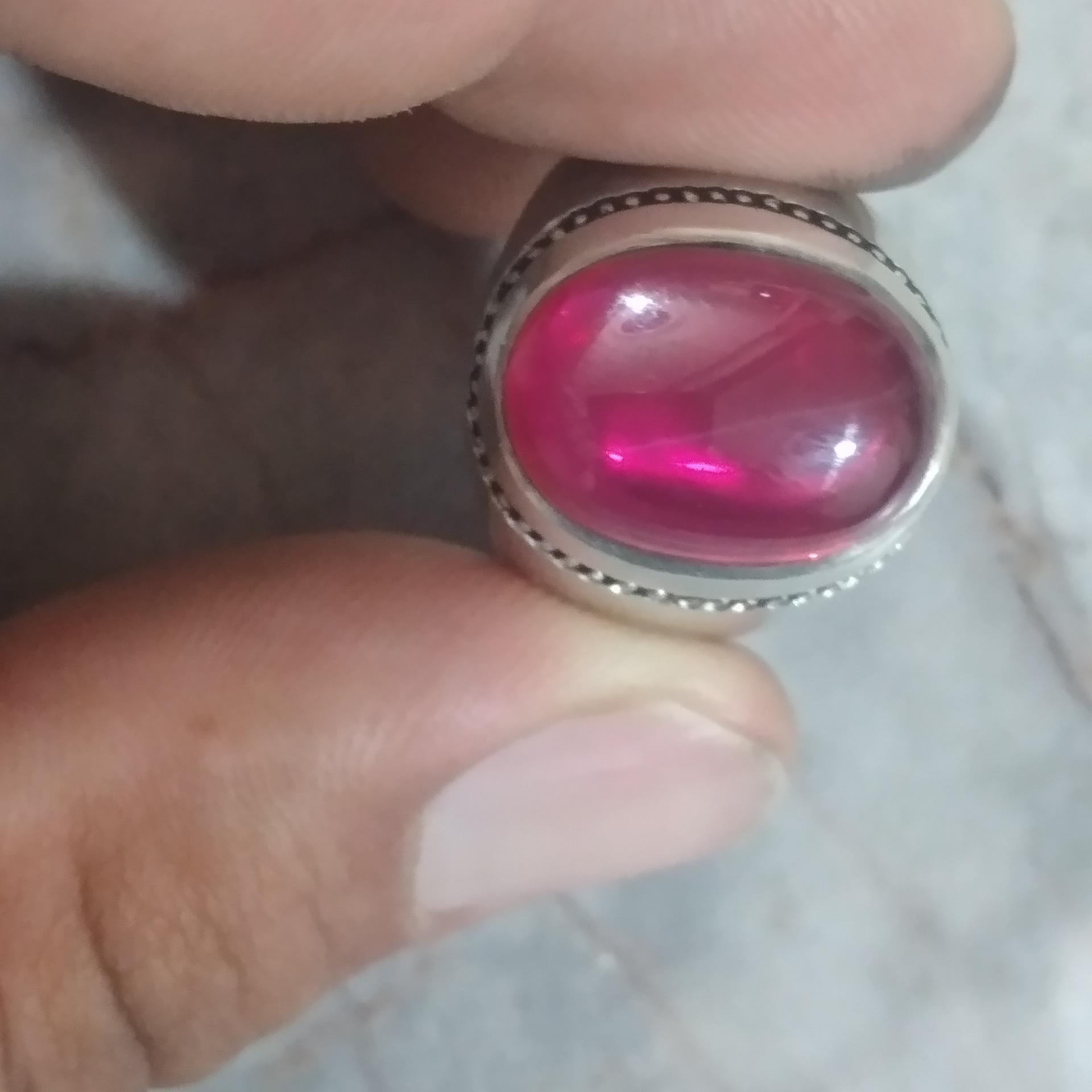 انگشتر یاقوت استار